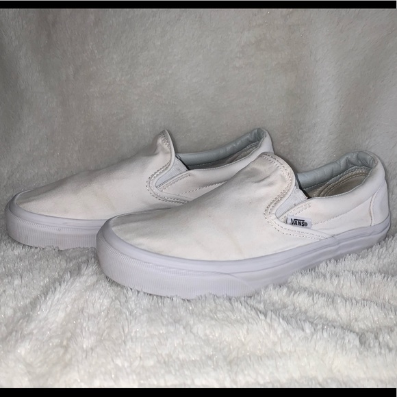 Vans Shoes - Vans slip on